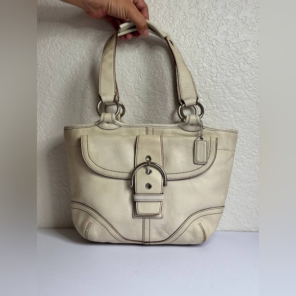 Coach Y2K SoHo Buckle Flap White/Cream Leather Tote Shoulder Bag - Picture 1 of 12